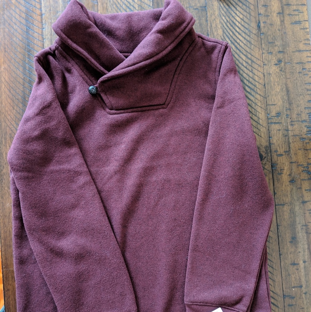 NWT Big Boys Oshkosh sweatshirt- sweater.